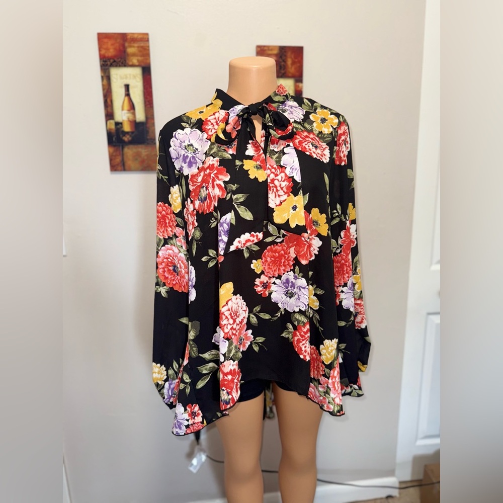NEW Cha Cha Vente Floral Tunic Top  Sz Small Dark Fairy Cottagecore Boho Flowy.